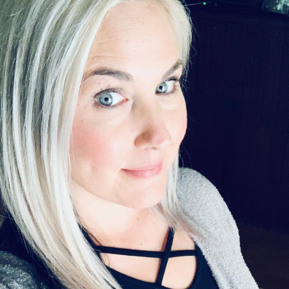 Meet your Posher, Nina